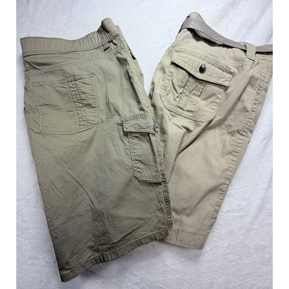 Lot of 2 Lee Cargo Shorts Women's 24W NWT Natural Fit Sinfully Soft Khaki Beige